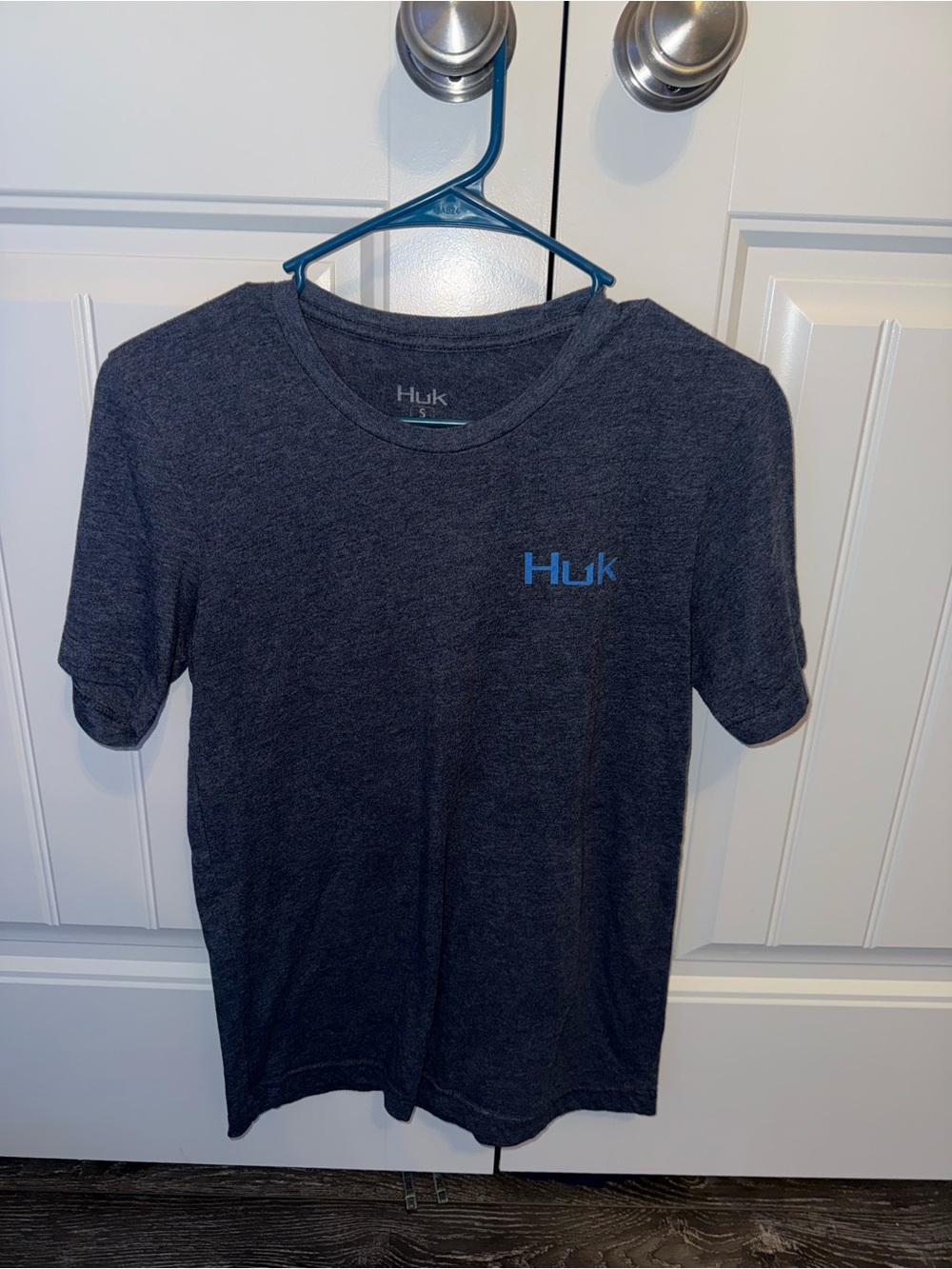 4 Unisex Small Graphic T-Shirt Lot
